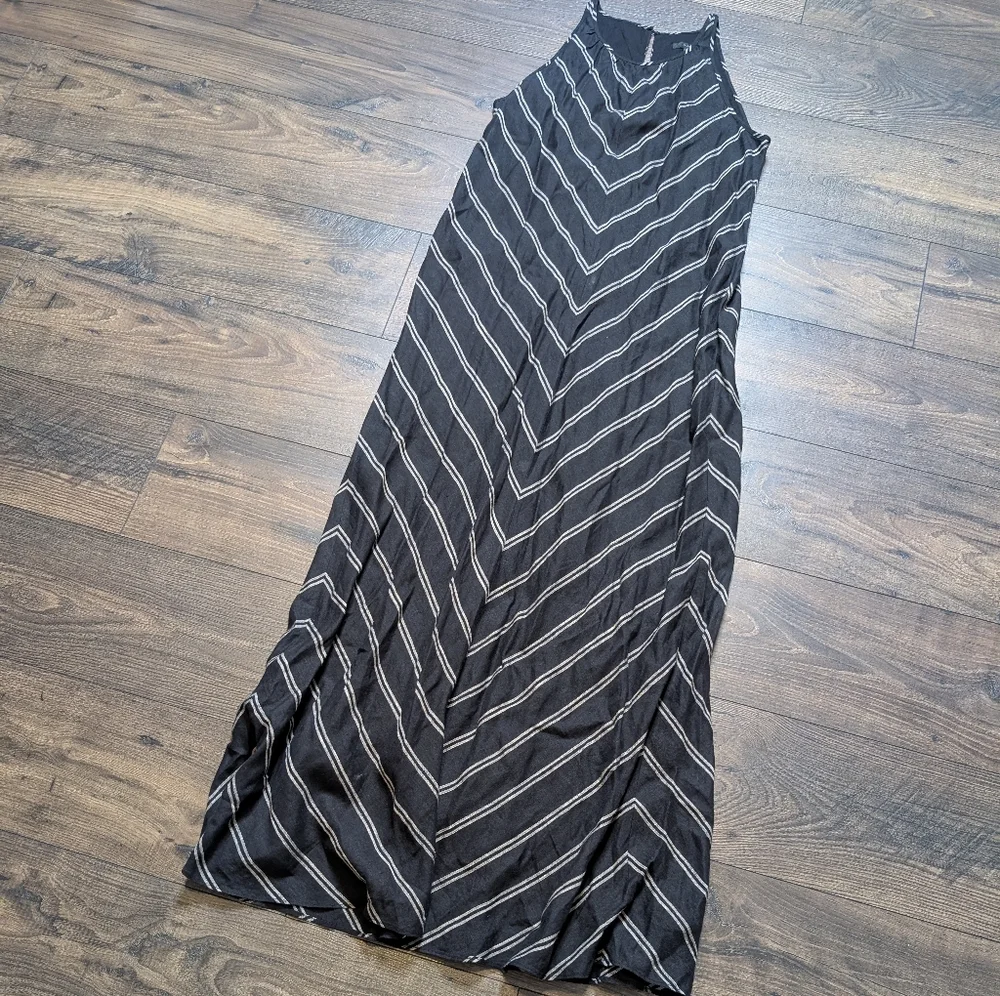 J. Crew Black and White Chevron Linen Maxi Dress Size‎ 4